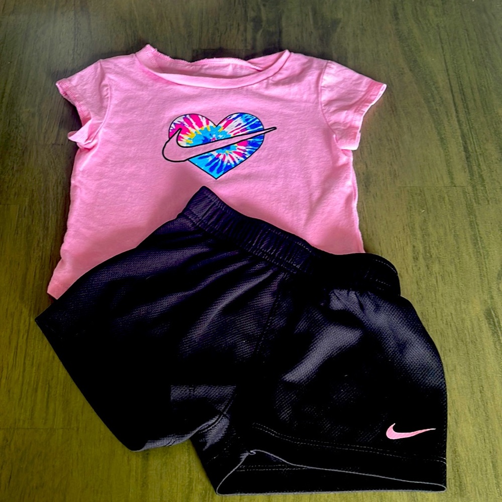 Athletic set